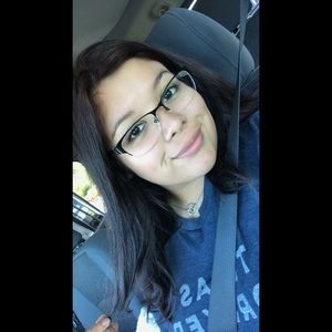 Meet your Posher, Erika